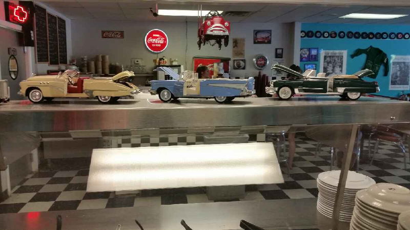 Illustration for article titled Dining with diecasts